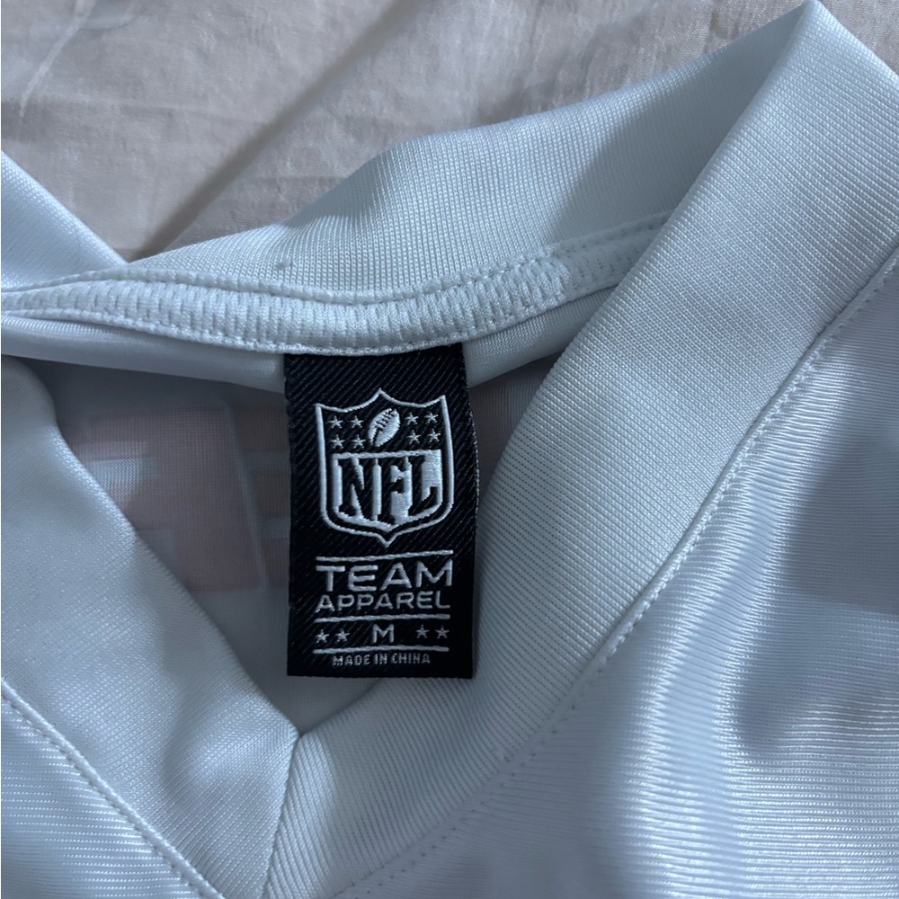 Team Apparel White Crop Top